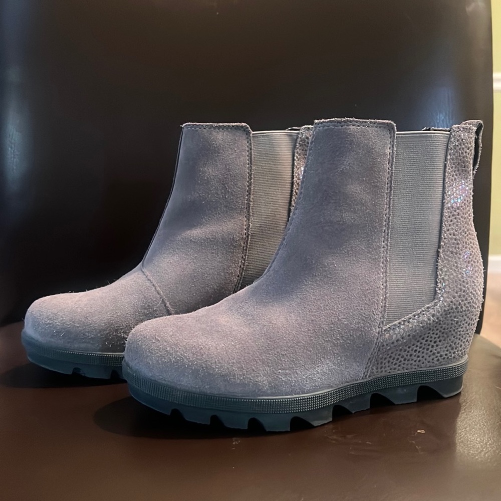 Sorel boots girls size 2